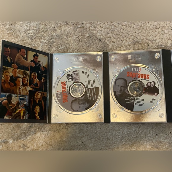The Sopranos Complete 2nd Season DVD Set - Picture 4 of 5